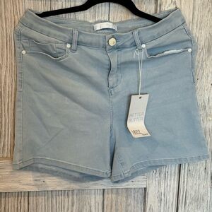 1822 Denim Better Butter size 14W super soft and stretchy